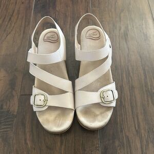 Dansko Shari Ivory Strappy Clog Sandals Size 40 (US 9.5-10) Chunky Wood Heel
